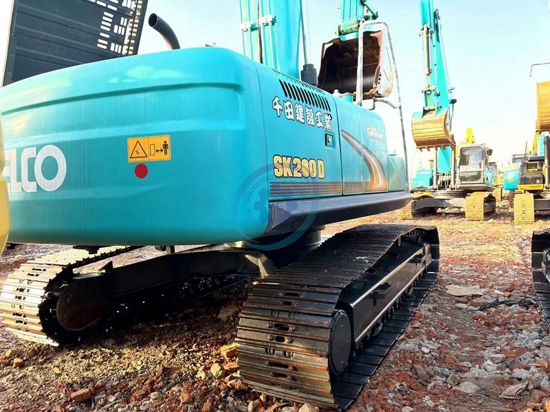 Kobelco SK260D