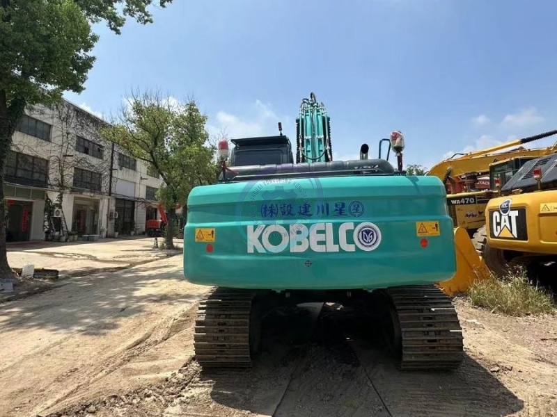 Kobelco SK200