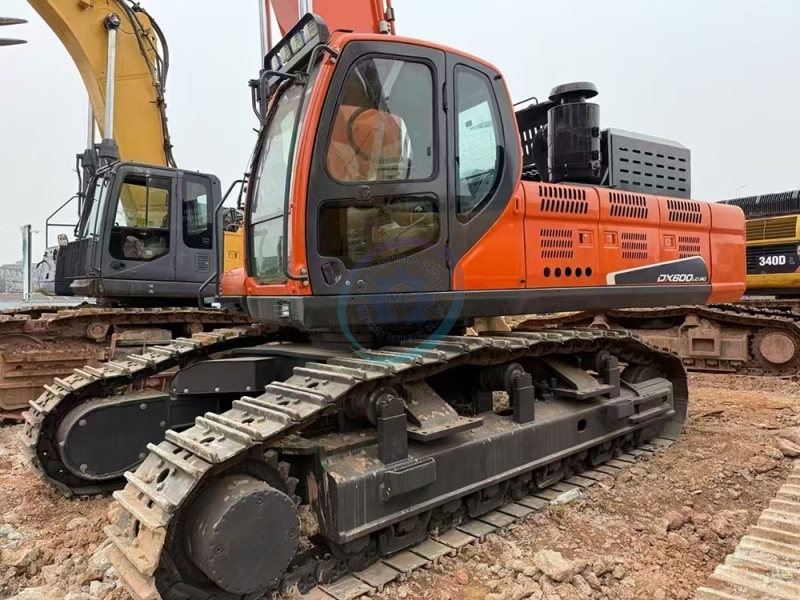 Doosan DX600-9