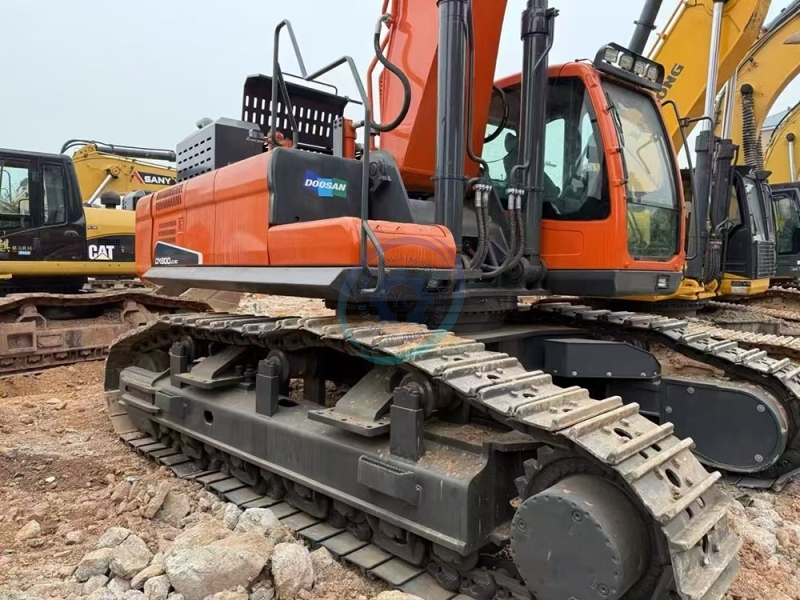 Doosan DX600-9