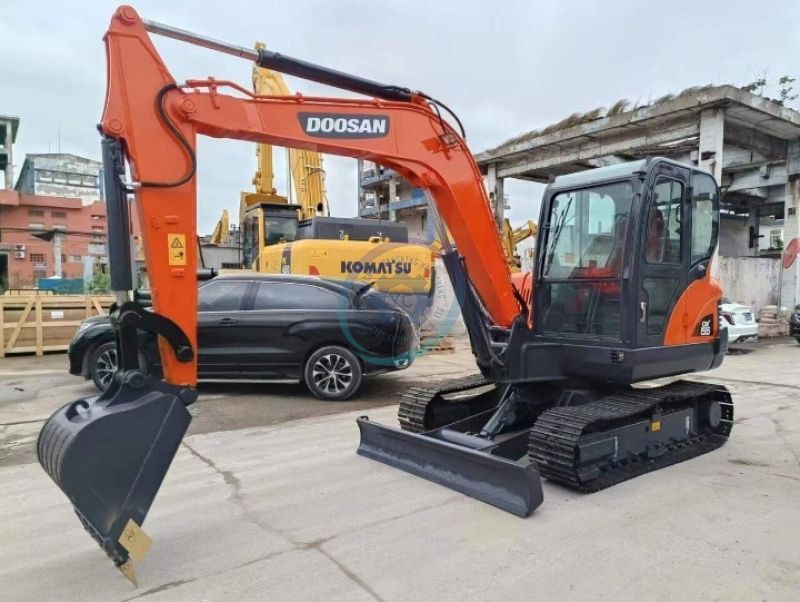 Doosan DX55 2023
